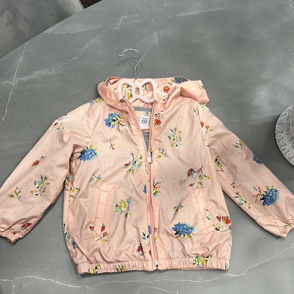 Girls gap jacket size 4